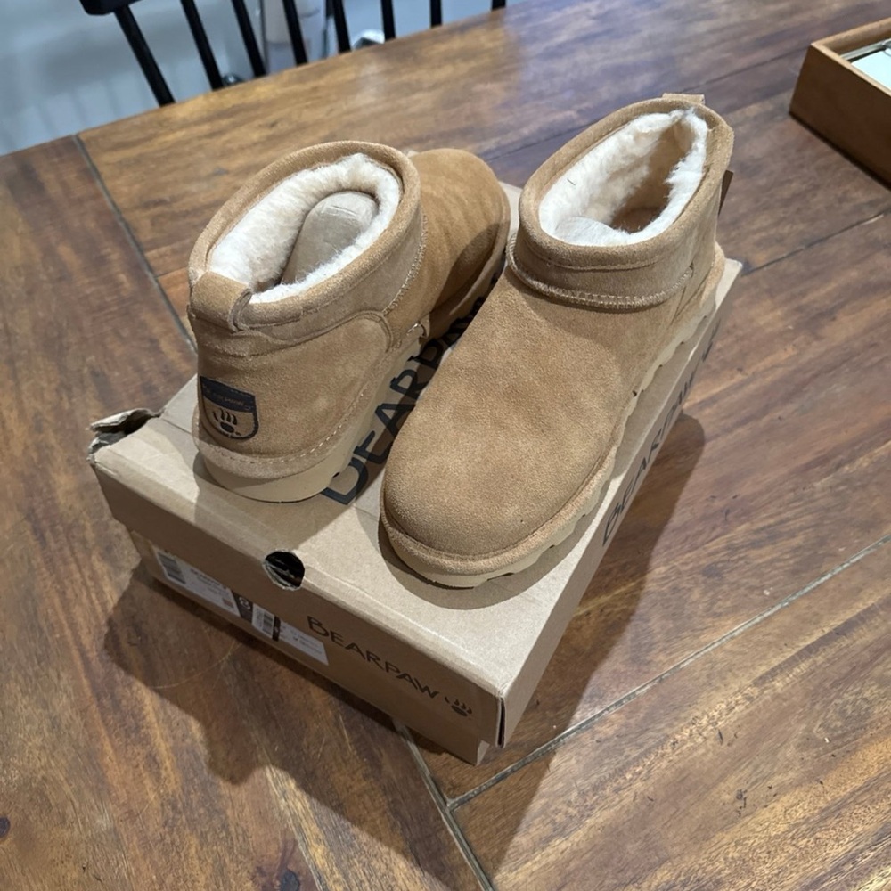 Bear paw super shorty boots